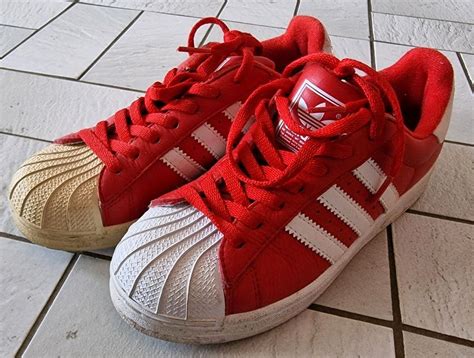 adidas superstar dunkelrot weiß|Rote adidas Superstar .